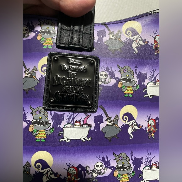 Loungefly Nightmare before Christmas cross body purse - Picture 3 of 3